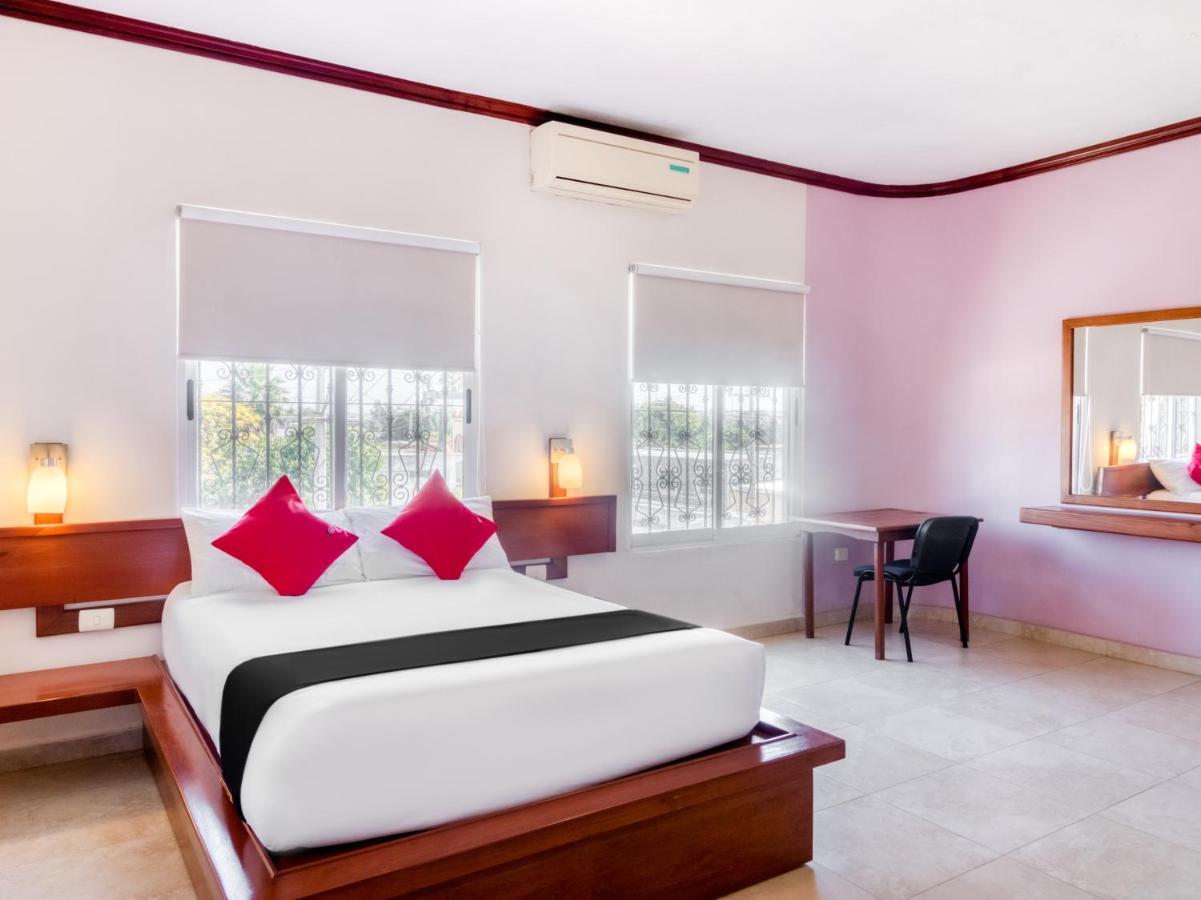 Monte Salerno Hotel & Suites Montemorelos Ngoại thất bức ảnh